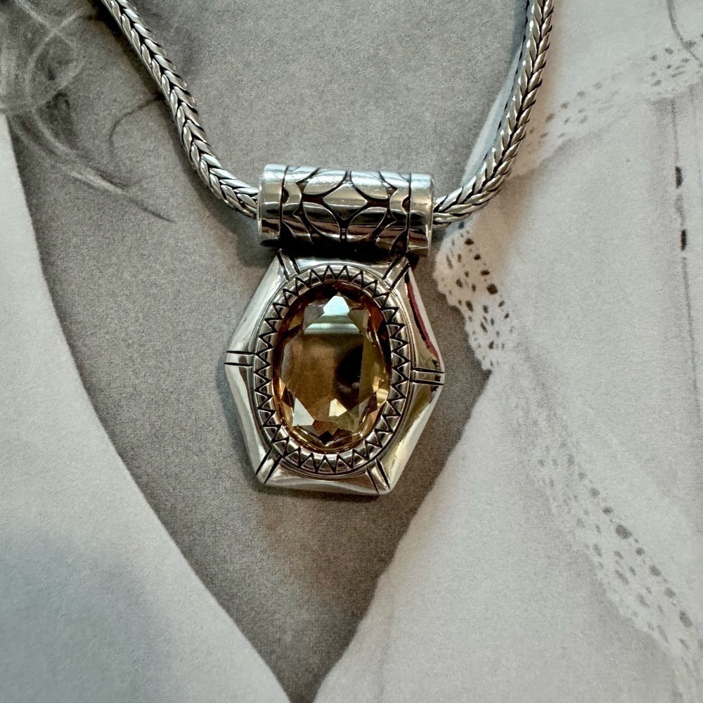 Brighton - Rare Elegant Silver and Gold Pendant Necklace - Picture 3 of 7